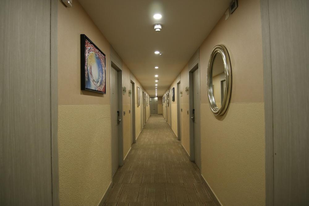 Golden Tulip Saltlake Kalküta Dış mekan fotoğraf