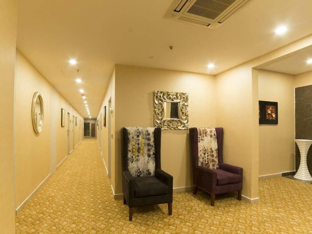 Golden Tulip Saltlake Kalküta Dış mekan fotoğraf
